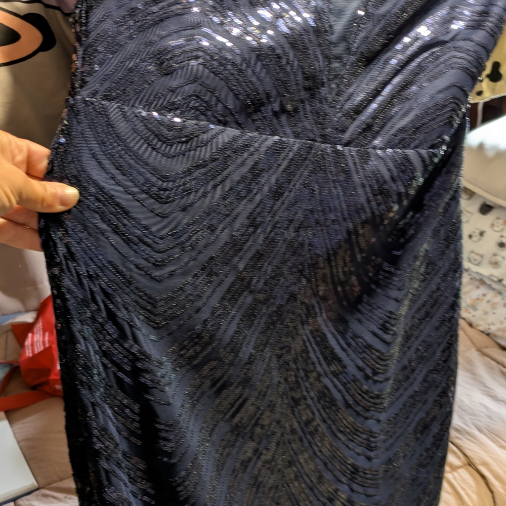 Babeyond Navy Blue Sequin Maxi Dress with Draped Shoulder Chains - Picture 4 of 8